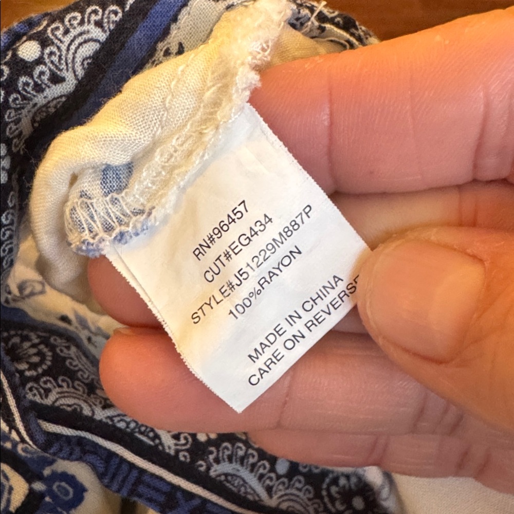 LUQ Blue and White Floral Kimono size XL - Picture 7 of 8